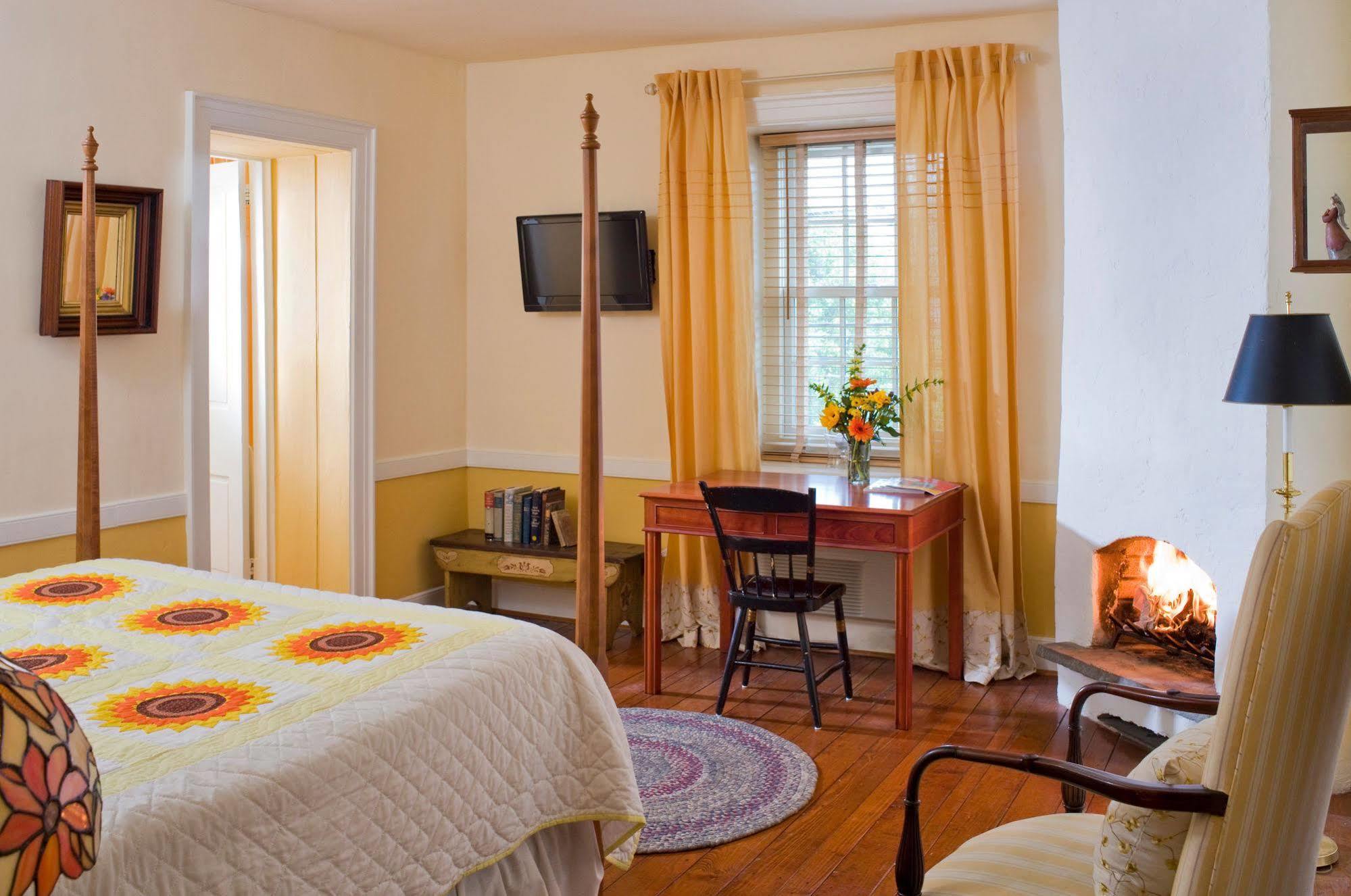 Historic Smithton Inn エフラタ エクステリア 写真